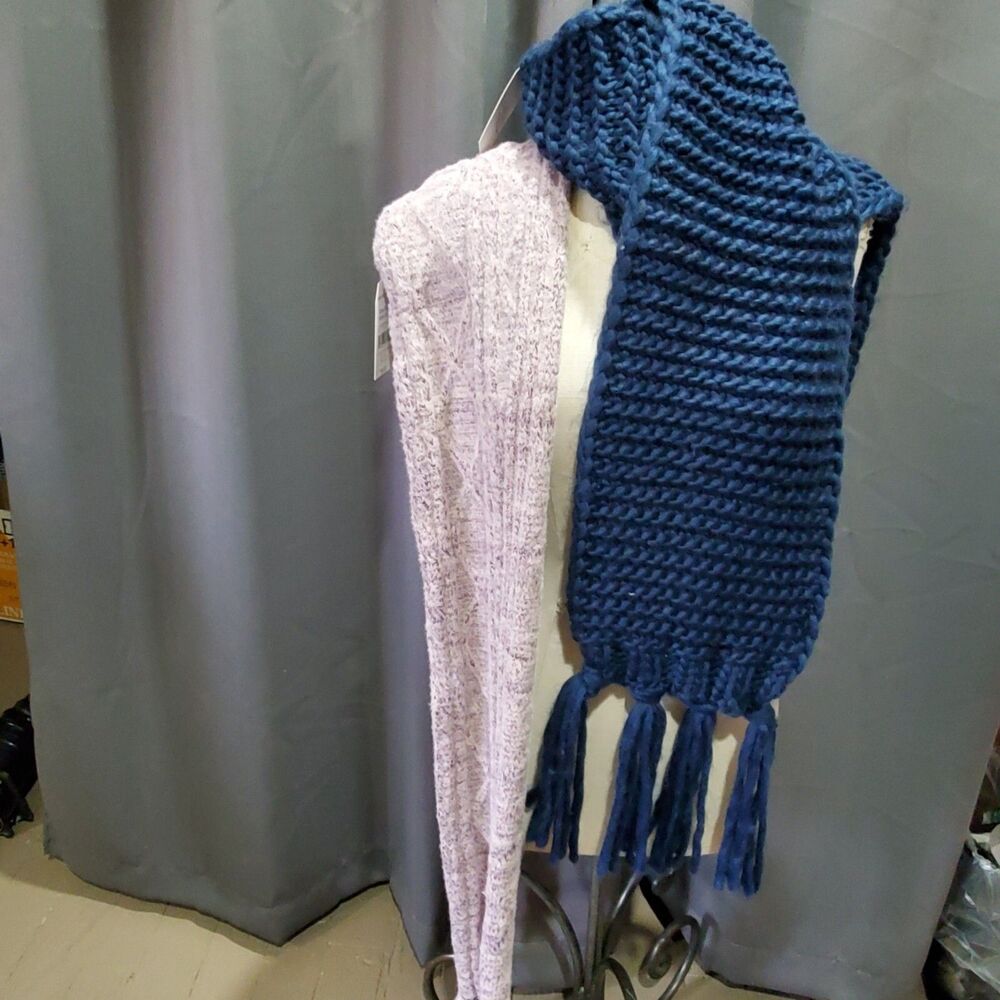 Two TIME & TRU Soft Chunky Scarves Scarf Wrap One Size, NWT, Blue & Light Purple